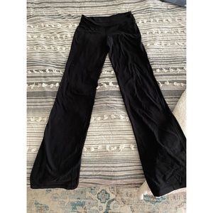 Lululemon 6 Long Flare Yoga Pants